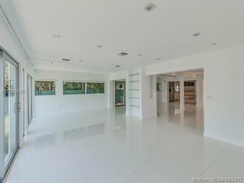 9380 Bay Dr, Surfside, FL 33154 photo 11