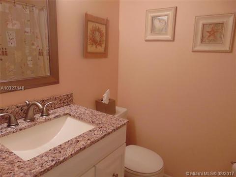 801 Pinecrest Cir #D, Jupiter, FL 33458 photo 16