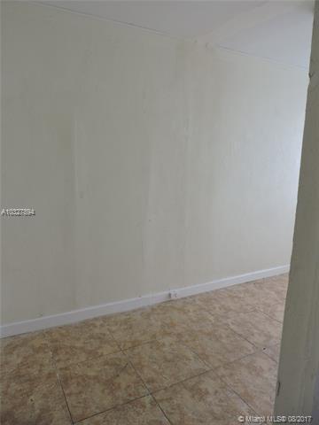 601 E 52nd St, Hialeah, FL 33013 photo 2