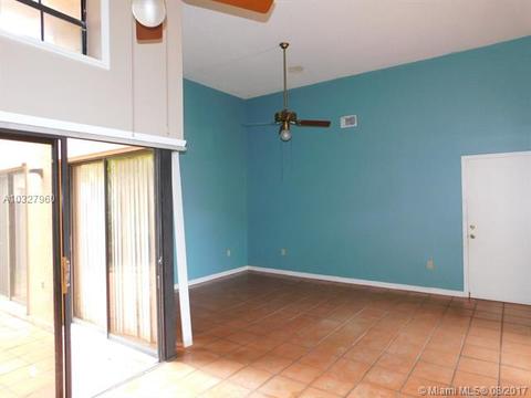 607 SW 88th Pl E, Miami, FL 33174 photo 5