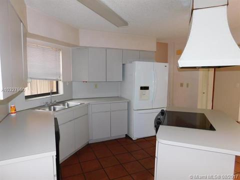 607 SW 88th Pl E, Miami, FL 33174 photo 9