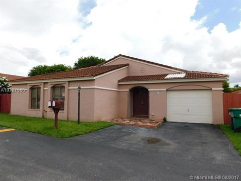 607 SW 88th Pl E, Miami, FL 33174 photo 1