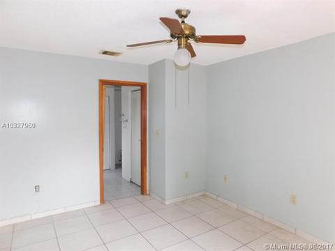 607 SW 88th Pl E, Miami, FL 33174 photo 7