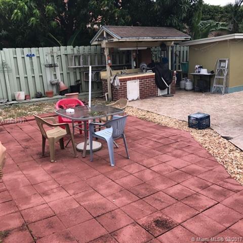 8367 SW 10th Ter, Miami, FL 33144 photo 13