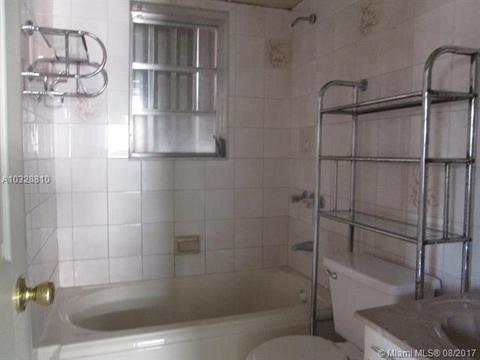 590 E 46th St, Hialeah, FL 33013 photo 46