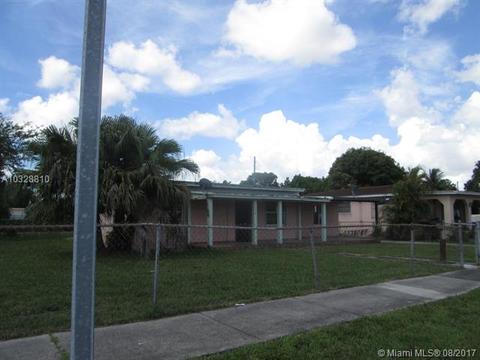 590 E 46th St, Hialeah, FL 33013 photo 5