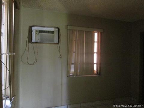 590 E 46th St, Hialeah, FL 33013 photo 21