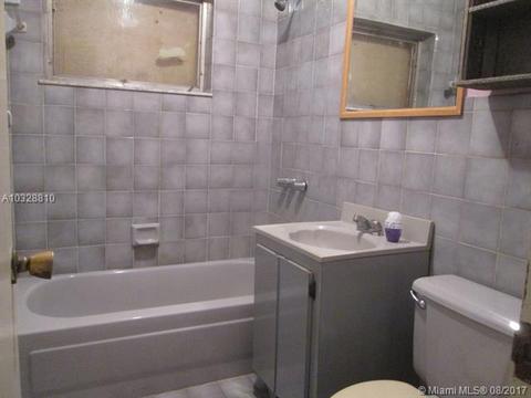 590 E 46th St, Hialeah, FL 33013 photo 18