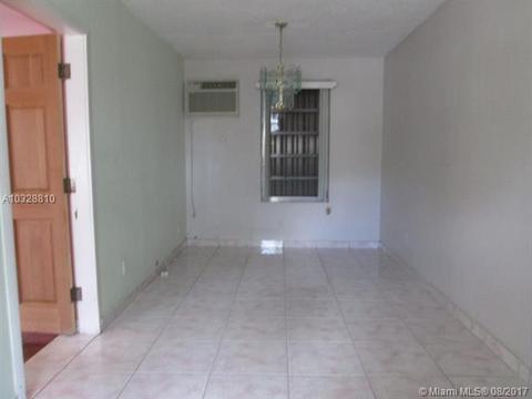 590 E 46th St, Hialeah, FL 33013 photo 41