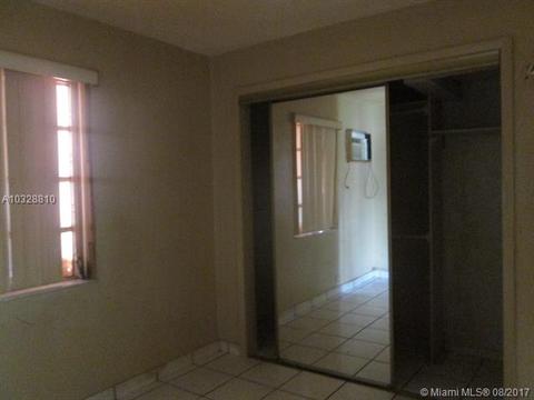 590 E 46th St, Hialeah, FL 33013 photo 22