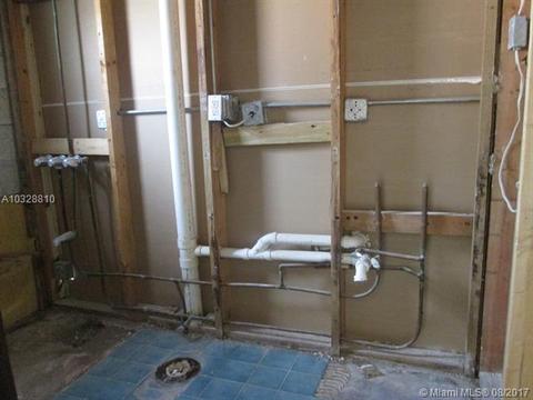 590 E 46th St, Hialeah, FL 33013 photo 29