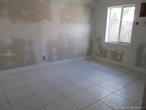 590 E 46th St, Hialeah, FL 33013 photo 26