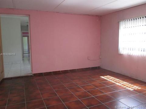 590 E 46th St, Hialeah, FL 33013 photo 36