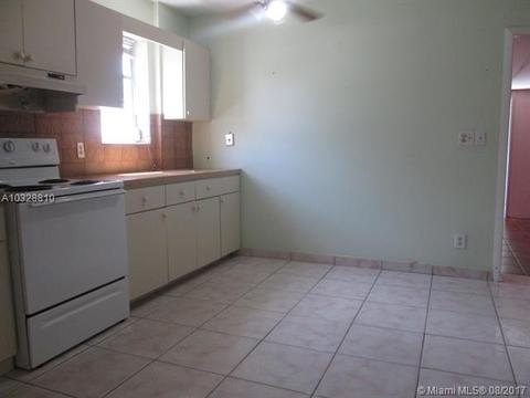 590 E 46th St, Hialeah, FL 33013 photo 40