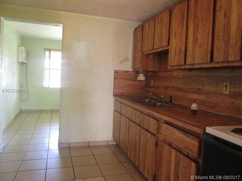 590 E 46th St, Hialeah, FL 33013 photo 11