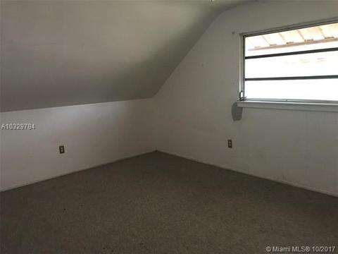 1270 W 80th St, Hialeah, FL 33014 photo 15