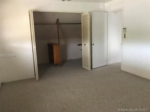 1270 W 80th St, Hialeah, FL 33014 photo 8