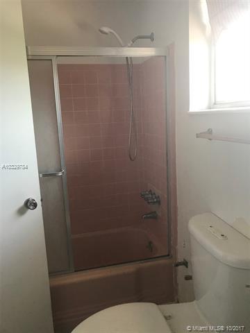 1270 W 80th St, Hialeah, FL 33014 photo 24