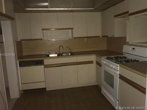 1270 W 80th St, Hialeah, FL 33014 photo 11