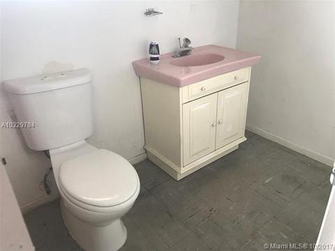 1270 W 80th St, Hialeah, FL 33014 photo 25