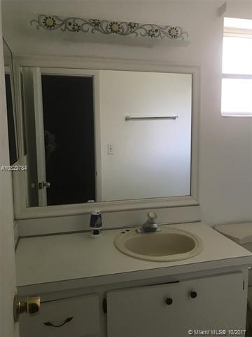 1270 W 80th St, Hialeah, FL 33014 photo 27