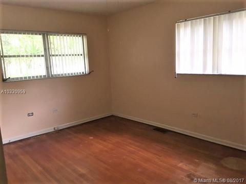 889 Pinecrest Dr, Miami Springs, FL 33166 photo 6