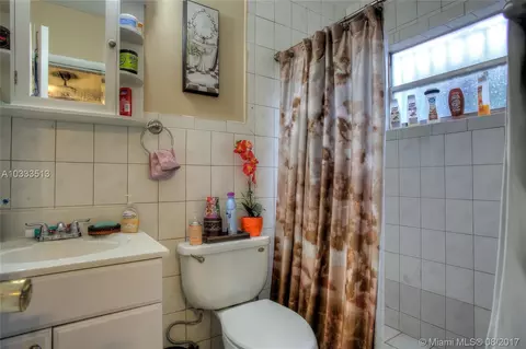 1097 E 1st Ave, Hialeah, FL 33010 photo 15