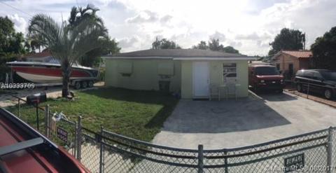 630 E 8th Ln, Hialeah, FL 33010 photo 1