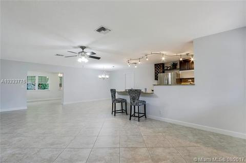 324 Leigh Rd, Tequesta, FL 33469 photo 3