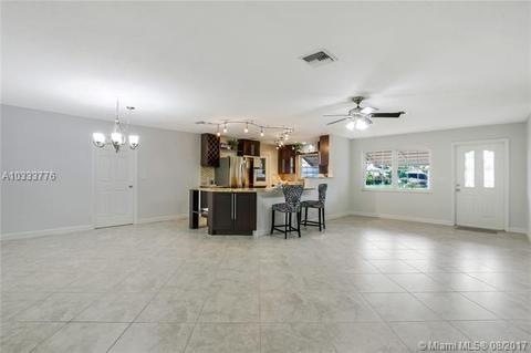 324 Leigh Rd, Tequesta, FL 33469 photo 4