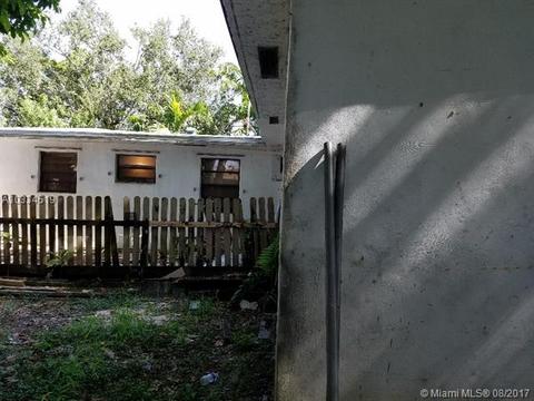 Undisclosed, West Park, FL 33023 photo 21