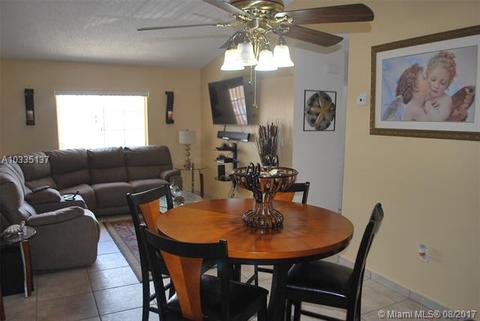 2425 W 76th St #207, Hialeah, FL 33016 photo 4