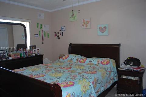 2425 W 76th St #207, Hialeah, FL 33016 photo 10