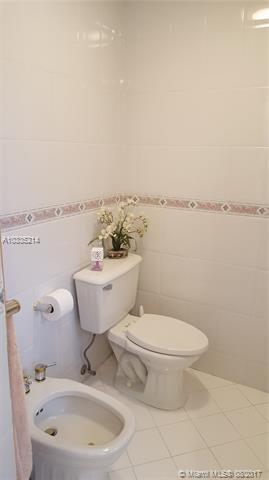 150 E 46th St, Hialeah, FL 33013 photo 9