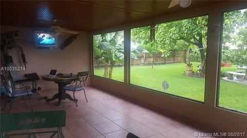150 E 46th St, Hialeah, FL 33013 photo 13