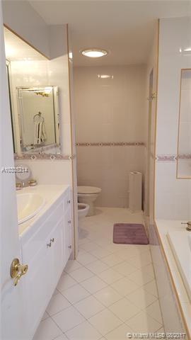 150 E 46th St, Hialeah, FL 33013 photo 28
