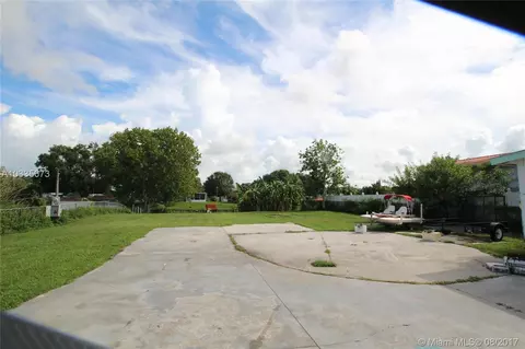 4121 SE 28th St, Other, FL 34974 photo 6