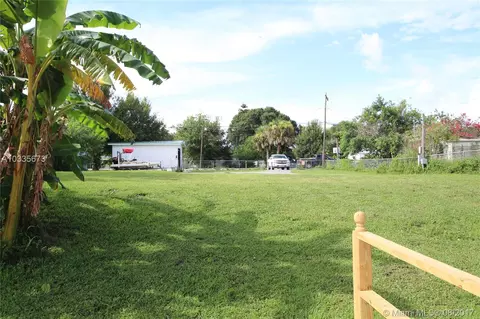 4121 SE 28th St, Other, FL 34974 photo 8