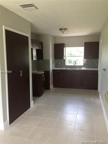 Undisclosed, Hialeah, FL 33013 photo 12