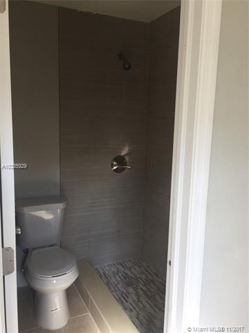 Undisclosed, Hialeah, FL 33013 photo 19