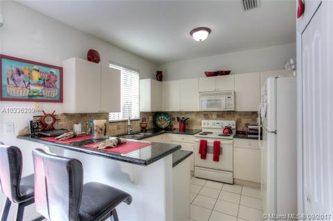 Undisclosed, Hialeah, FL 33015 photo 8