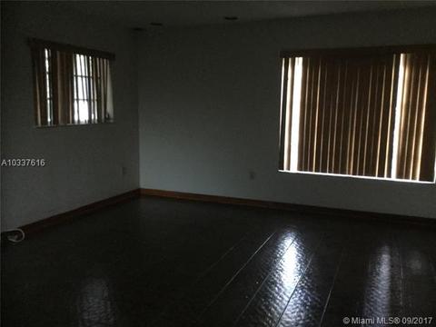 600 E 39th St, Hialeah, FL 33013 photo 17