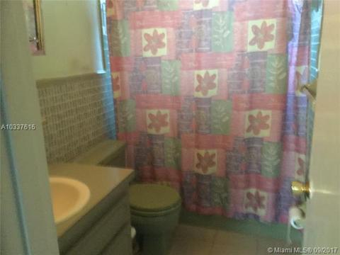 600 E 39th St, Hialeah, FL 33013 photo 15