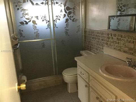 600 E 39th St, Hialeah, FL 33013 photo 14