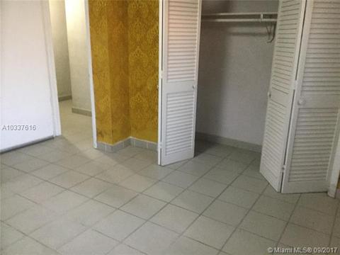 600 E 39th St, Hialeah, FL 33013 photo 16