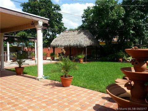 Undisclosed, Hialeah, FL 33012 photo 16