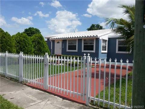 Undisclosed, Hialeah, FL 33012 photo 2