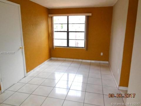 128 E 4th St, Hialeah, FL 33010 photo 6