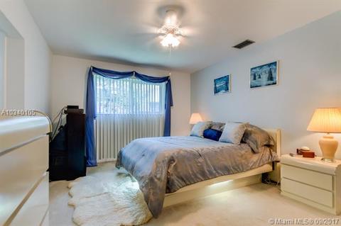 4141 Thomas St, Hollywood, FL 33021 photo 12