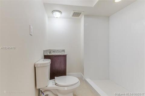 Undisclosed, Hialeah, FL 33013 photo 10